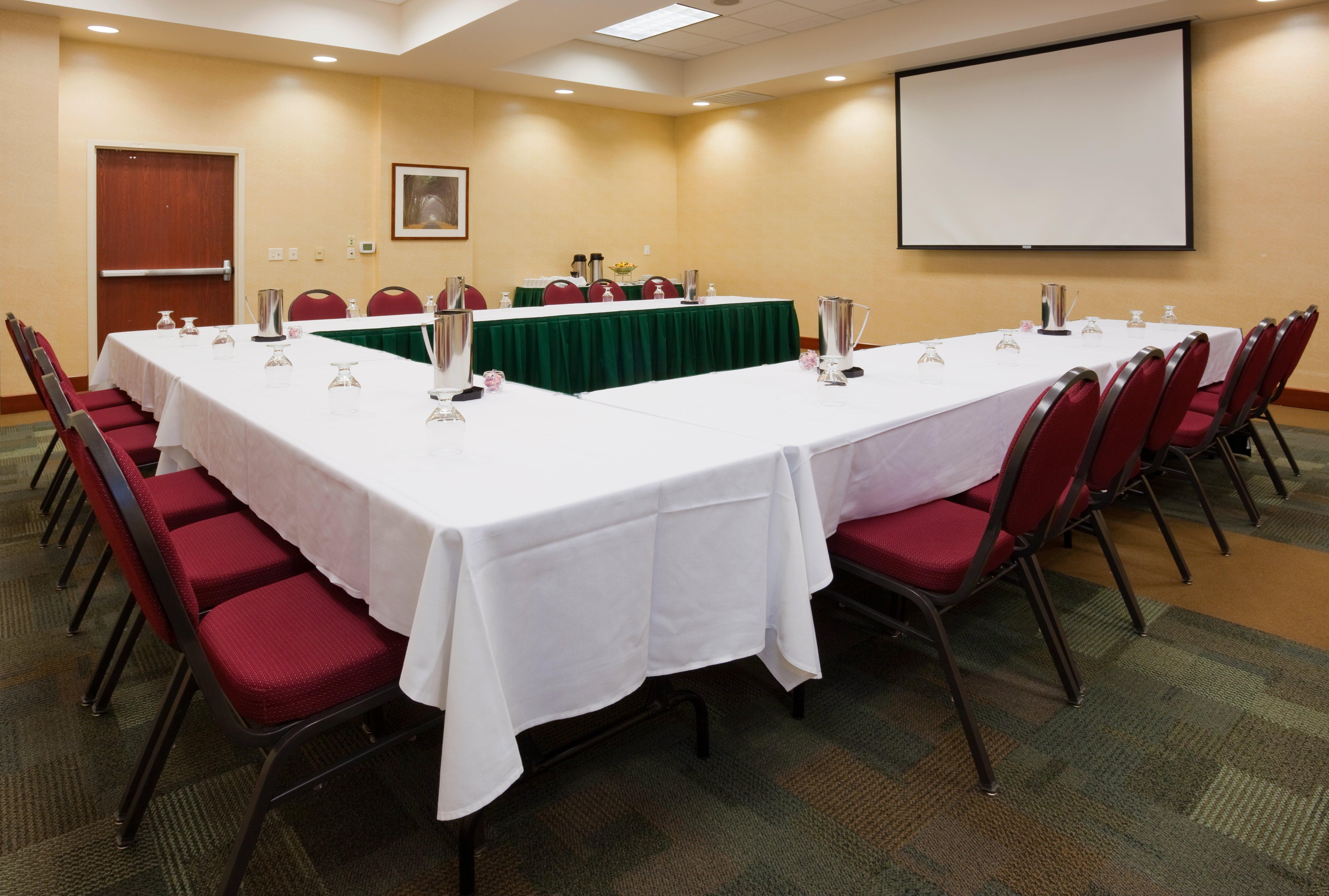 Holiday Inn Madison At The American Center, An Ihg Hotel Bagian luar foto